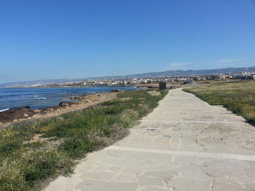 Faros Beach Пафос Экстерьер фото